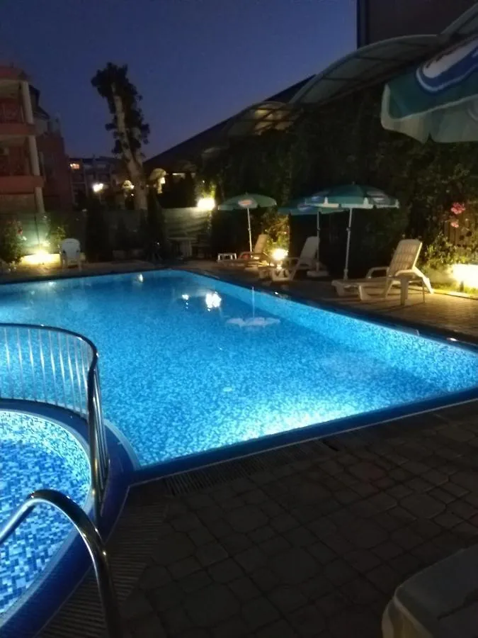 Violet Garden 2 Veranda Apartment Sunny Beach 0*,